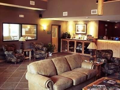 Pine Peaks Lodge & Suites Cross Lake Dalaman gambar